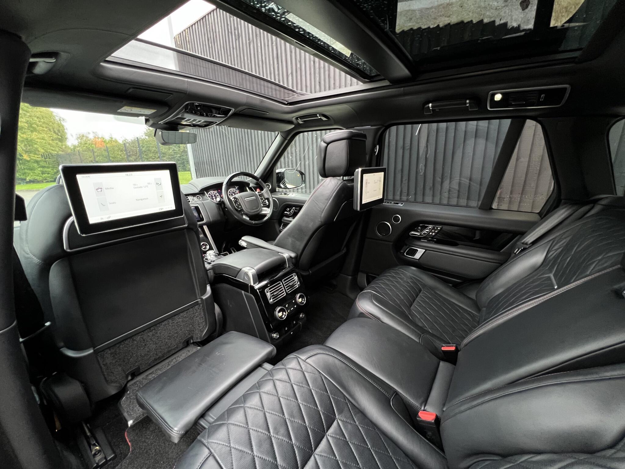 Land Rover Range Rover view 35
