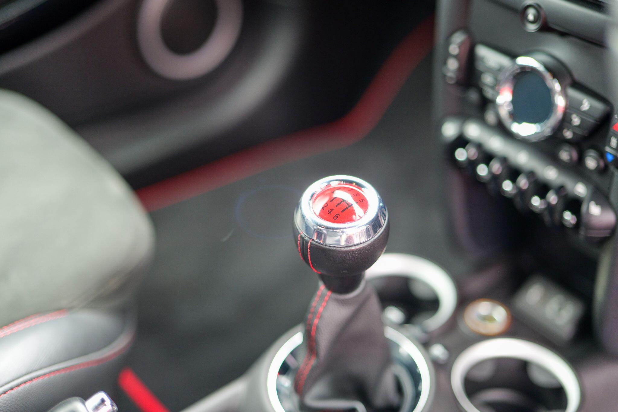 Mini Cooper view 14