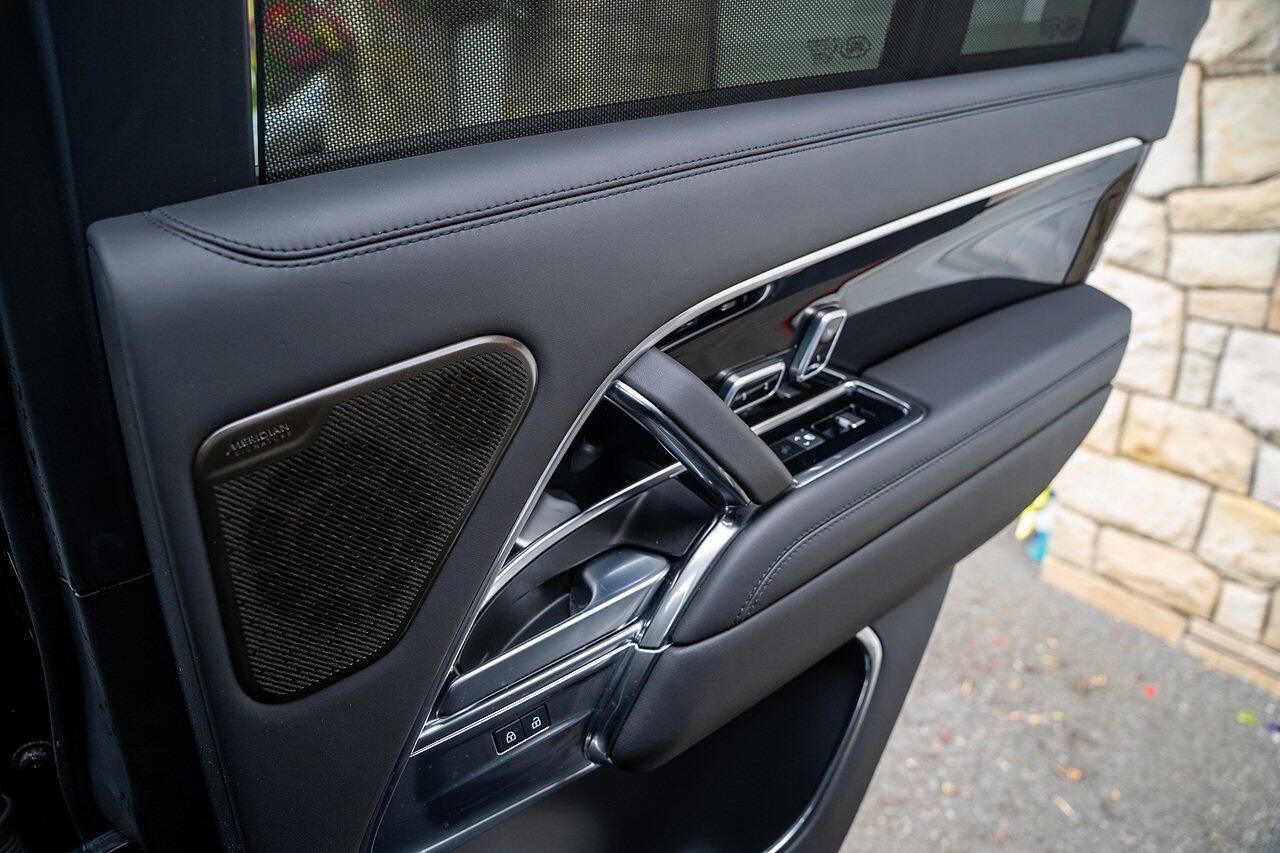 Land Rover Range Rover view 72