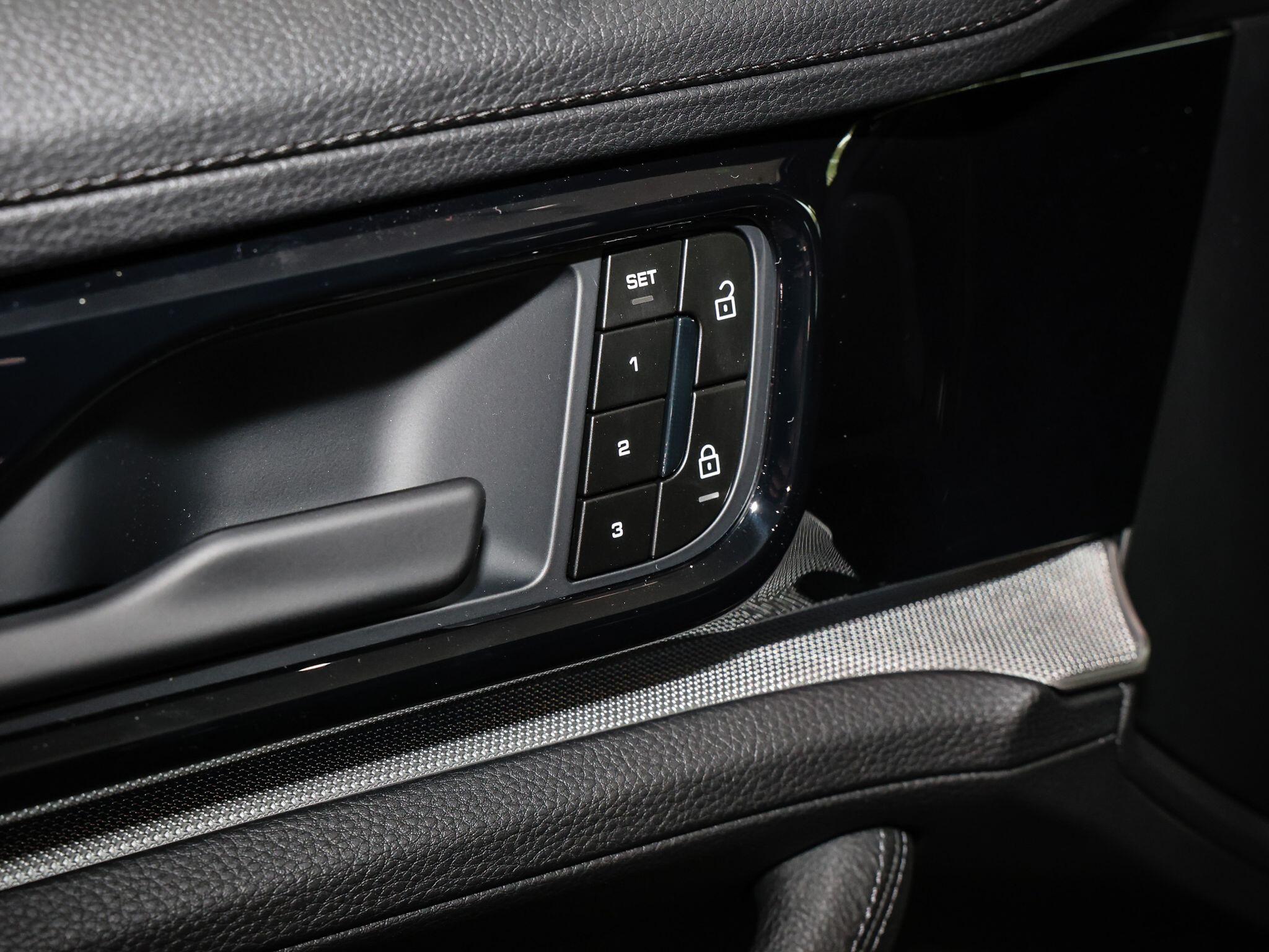 Porsche Panamera view 52