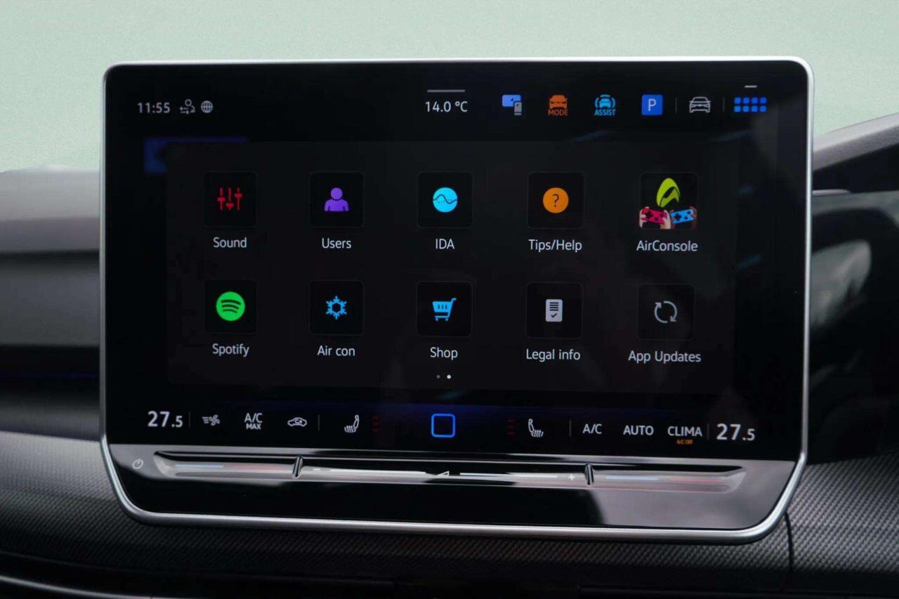 Volkswagen Golf view 33