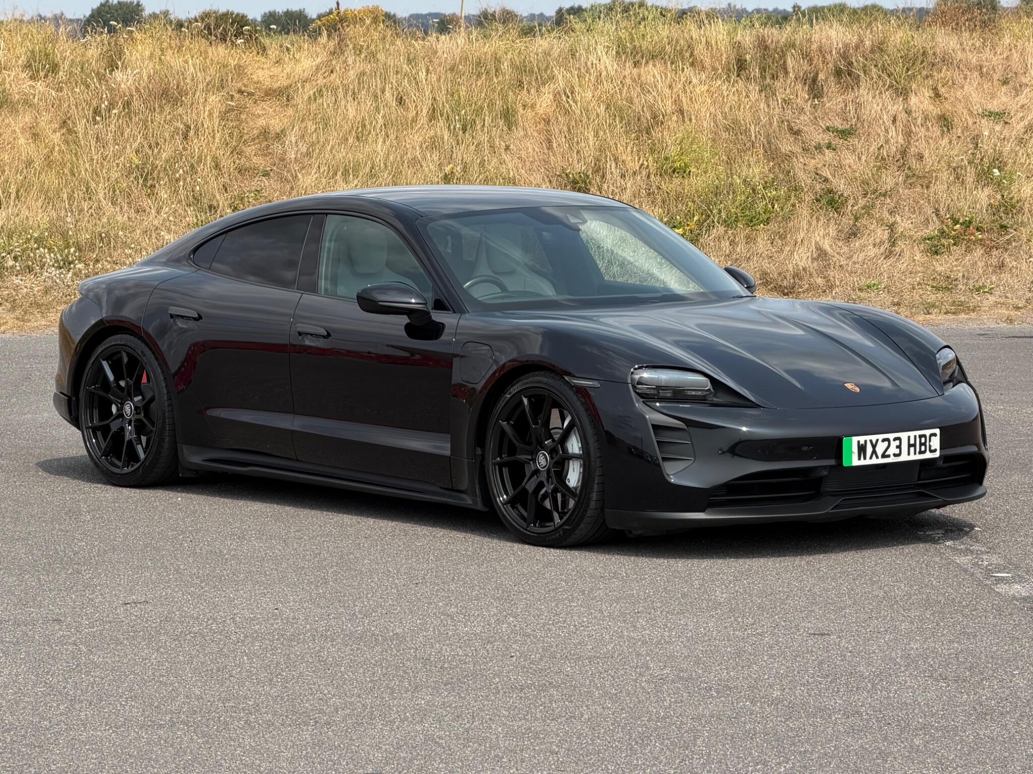 Porsche Taycan view 44