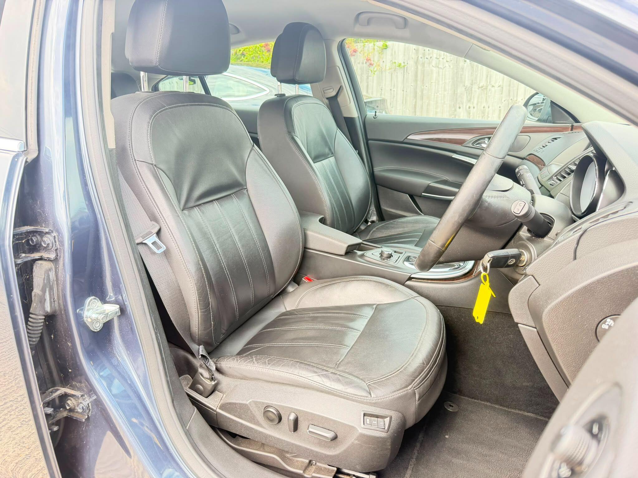 Vauxhall Insignia view 10