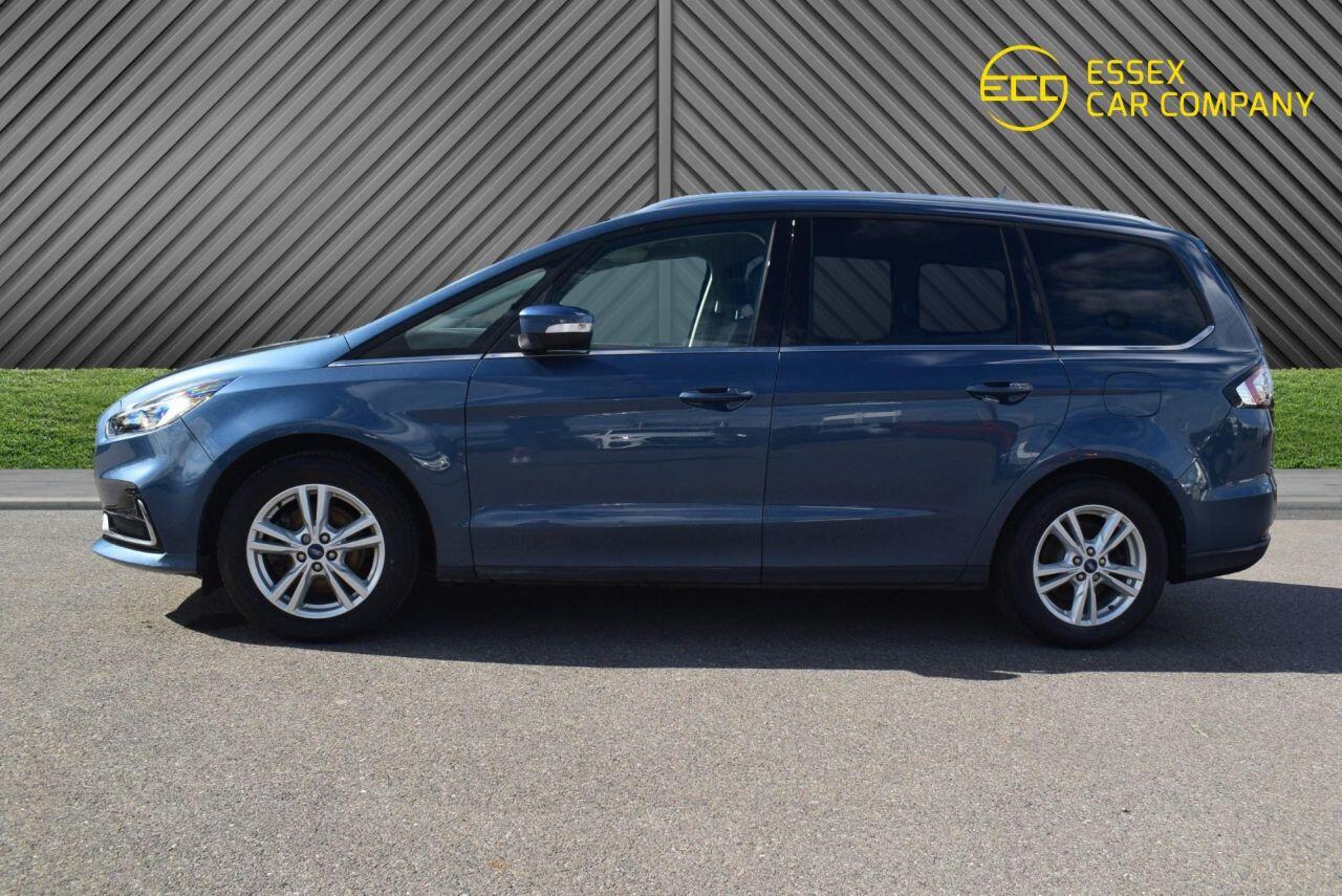 Ford Galaxy view 9