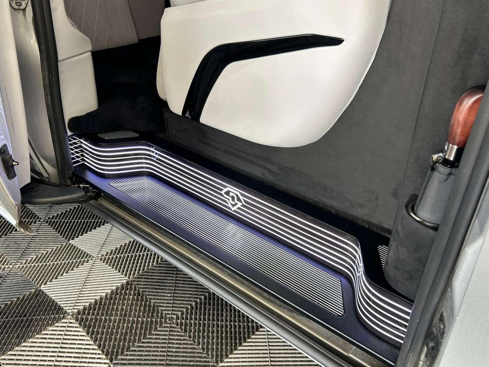 Mercedes-Benz Vito view 17