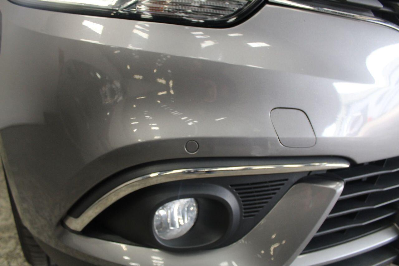 Renault Grand Scenic view 16