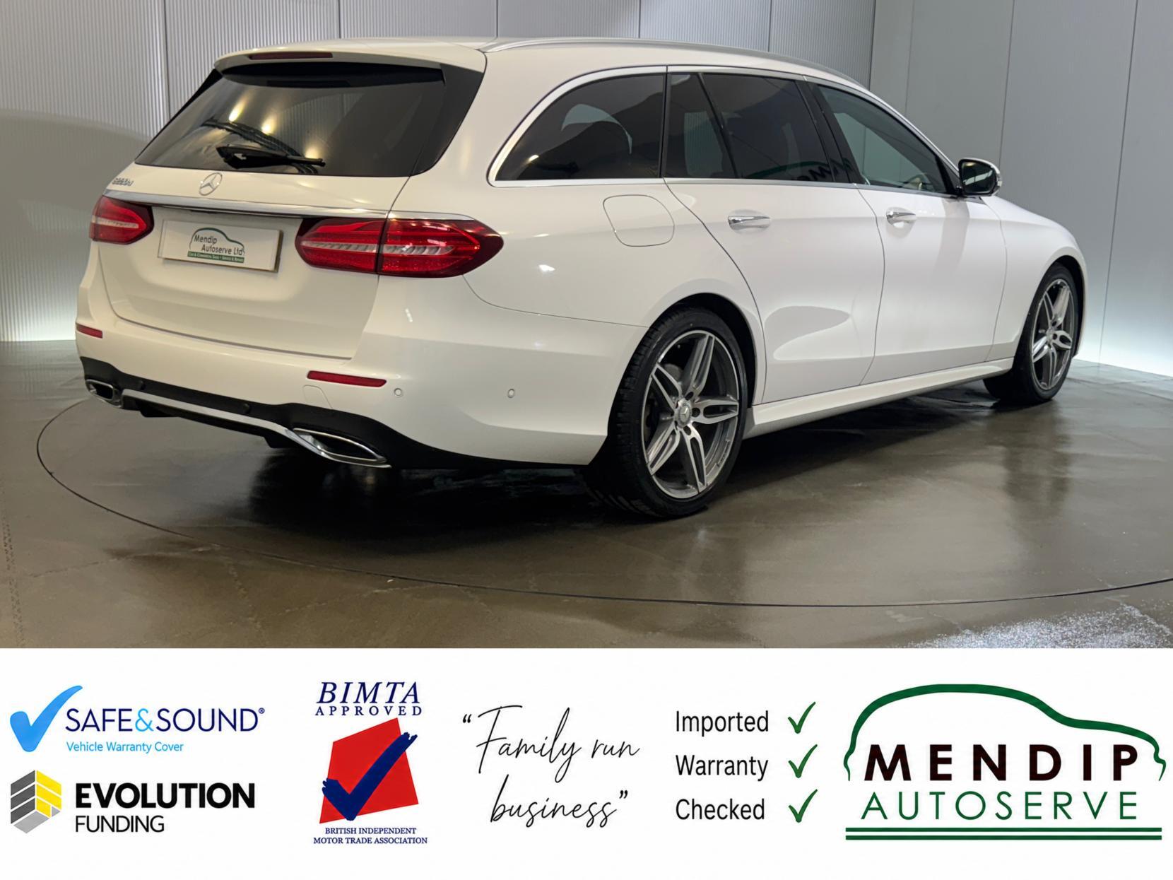 Mercedes-Benz E Class view 22