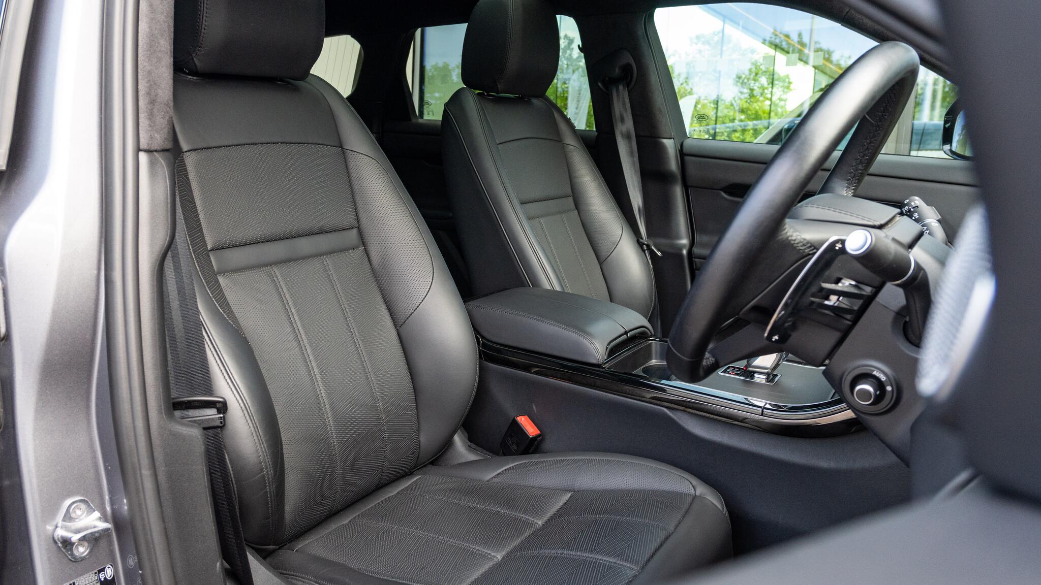 Land Rover Range Rover Evoque view 52