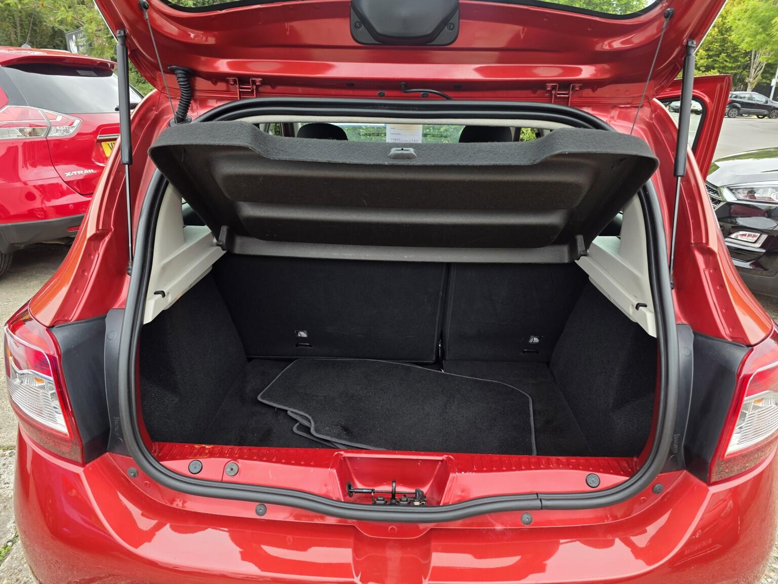 Dacia Sandero view 15