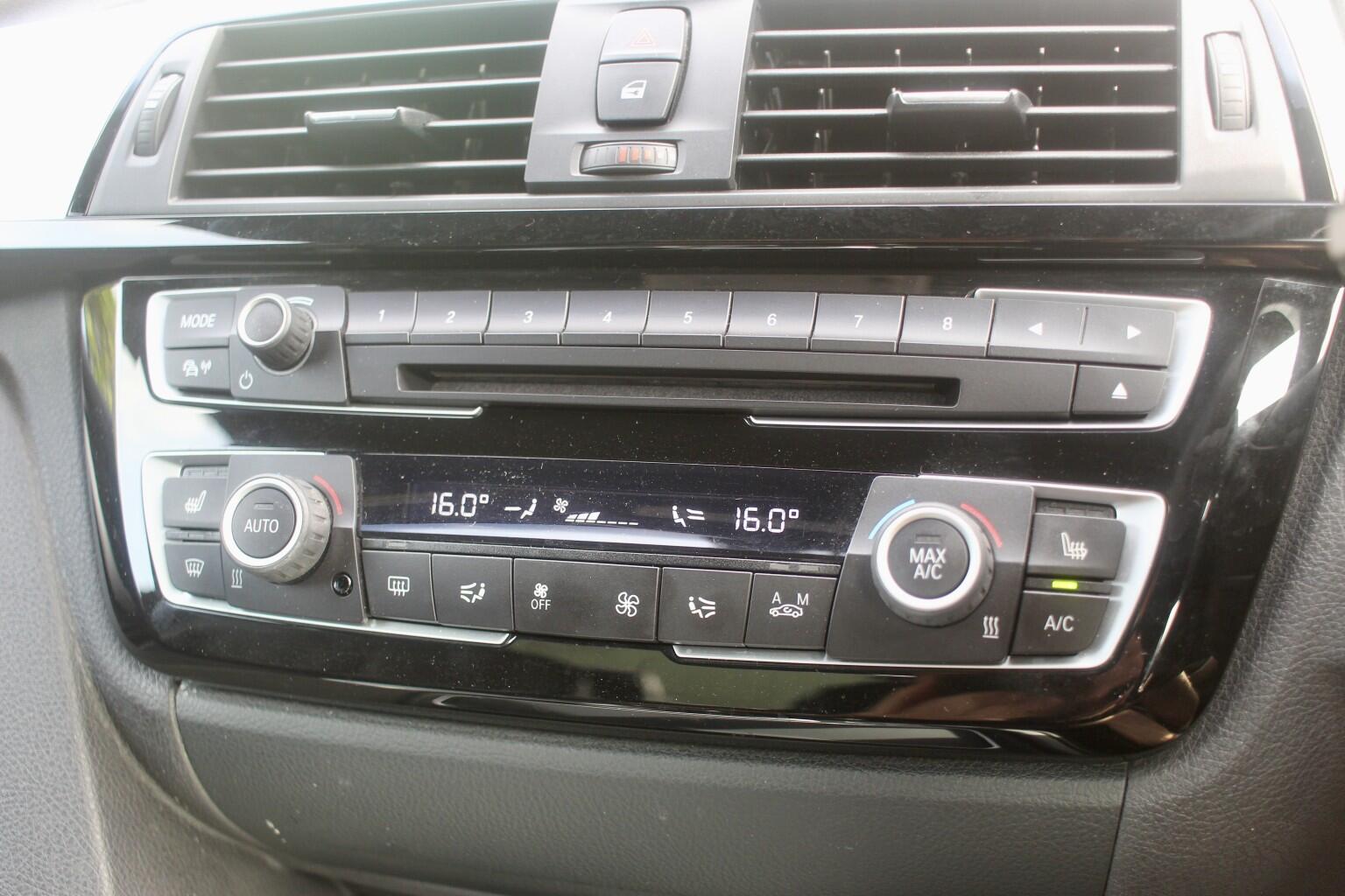 BMW 4 Series view 14