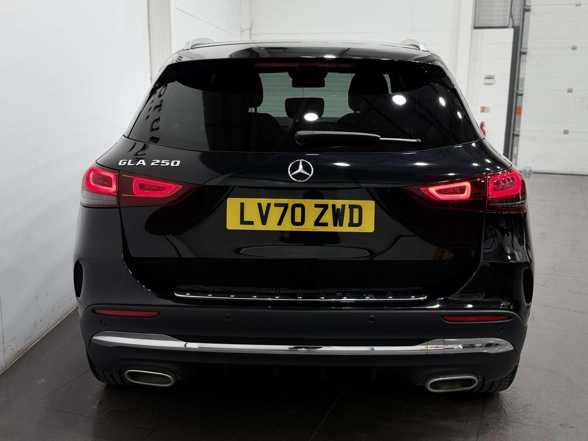 Mercedes-Benz Gla view 7