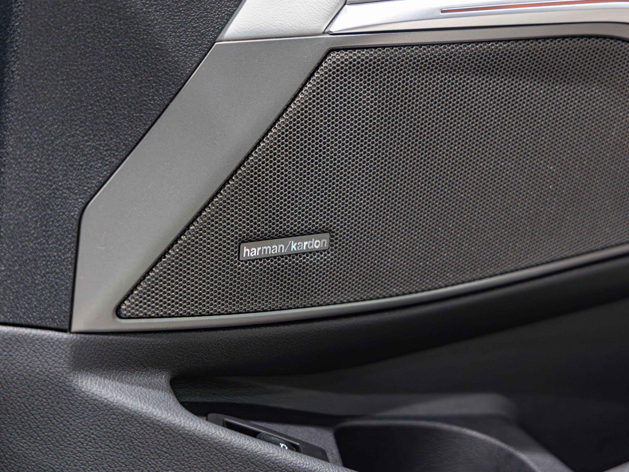 BMW M3 view 4