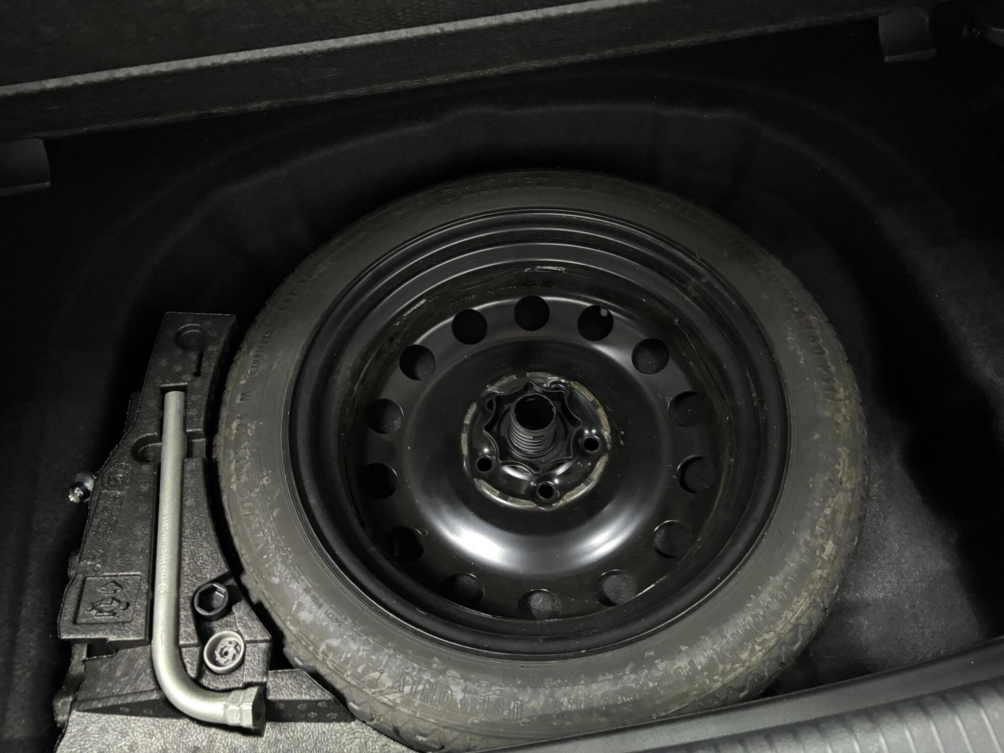 Volkswagen Golf view 30