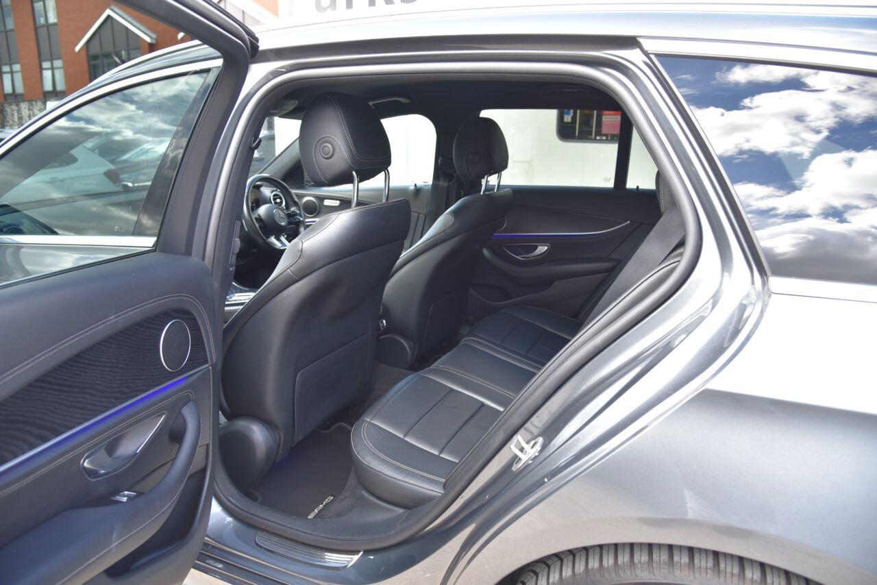 Mercedes-Benz E Class view 25