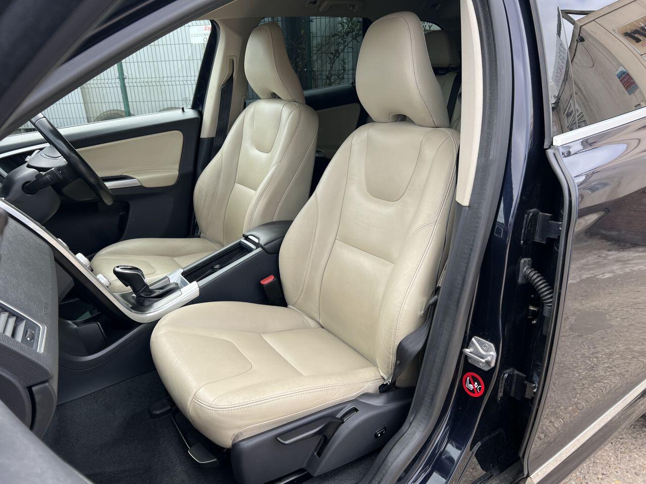 Volvo XC60 view 25