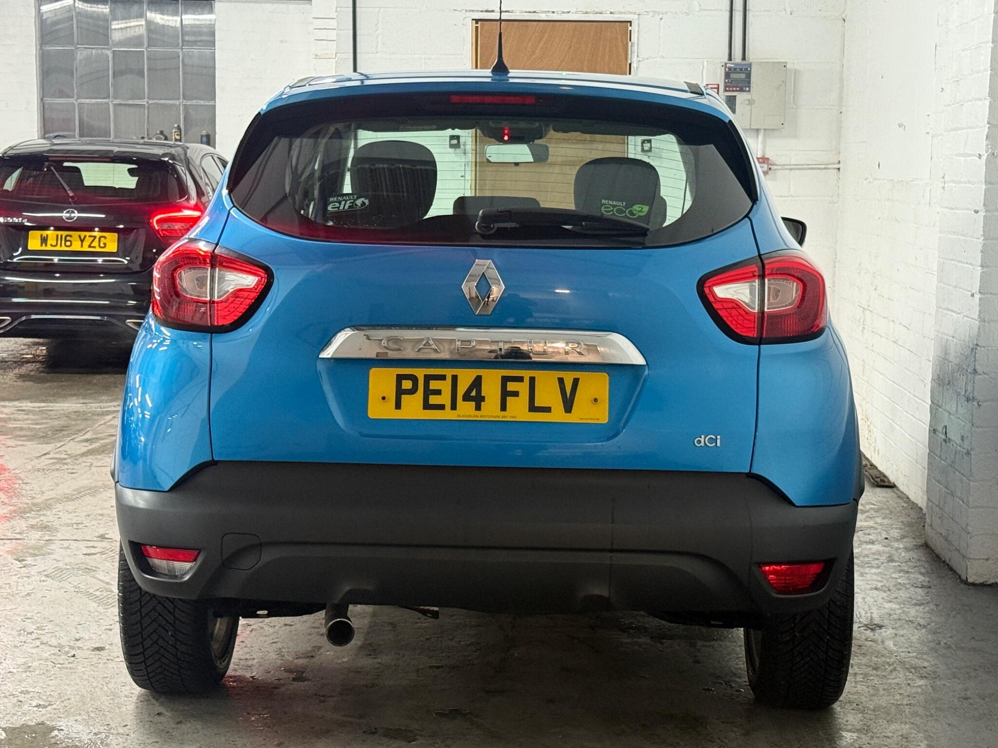 2014 Renault Captur 1.5 dCi ENERGY Dynamique MediaNav Euro 5 (s/s) 5dr • 115,000 miles image 8
