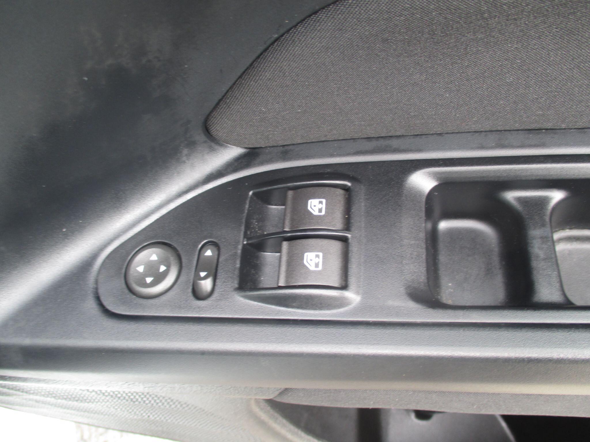 Fiat Tipo view 35