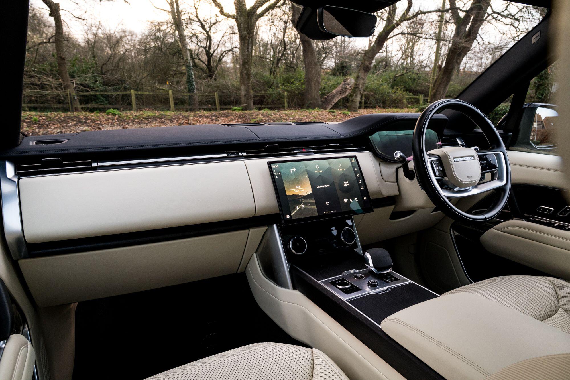Land Rover Range Rover view 46