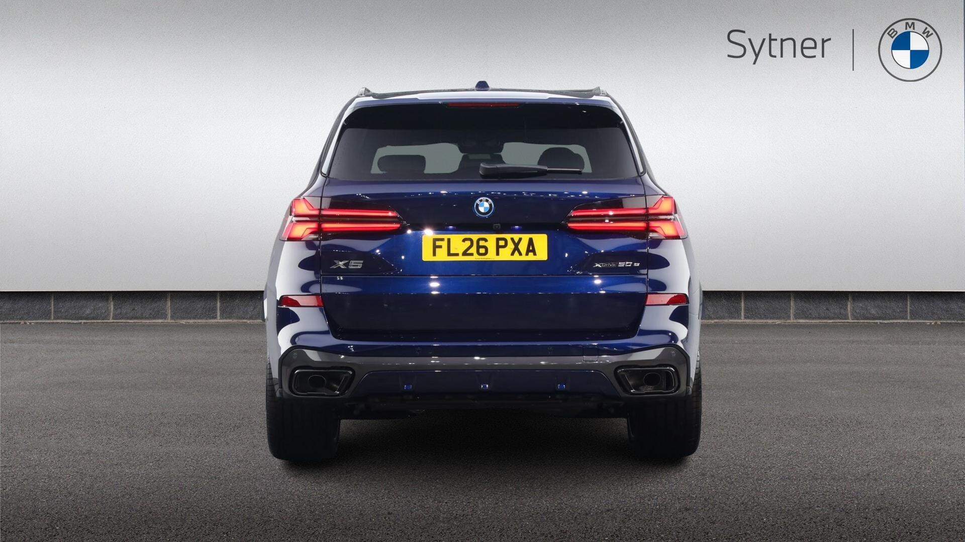 BMW X5 view 15