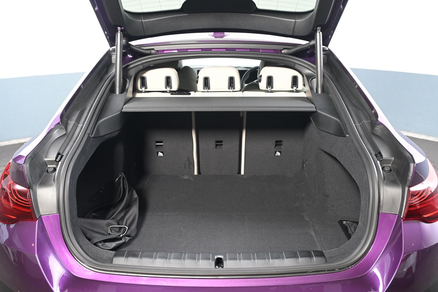 BMW I4 view 13