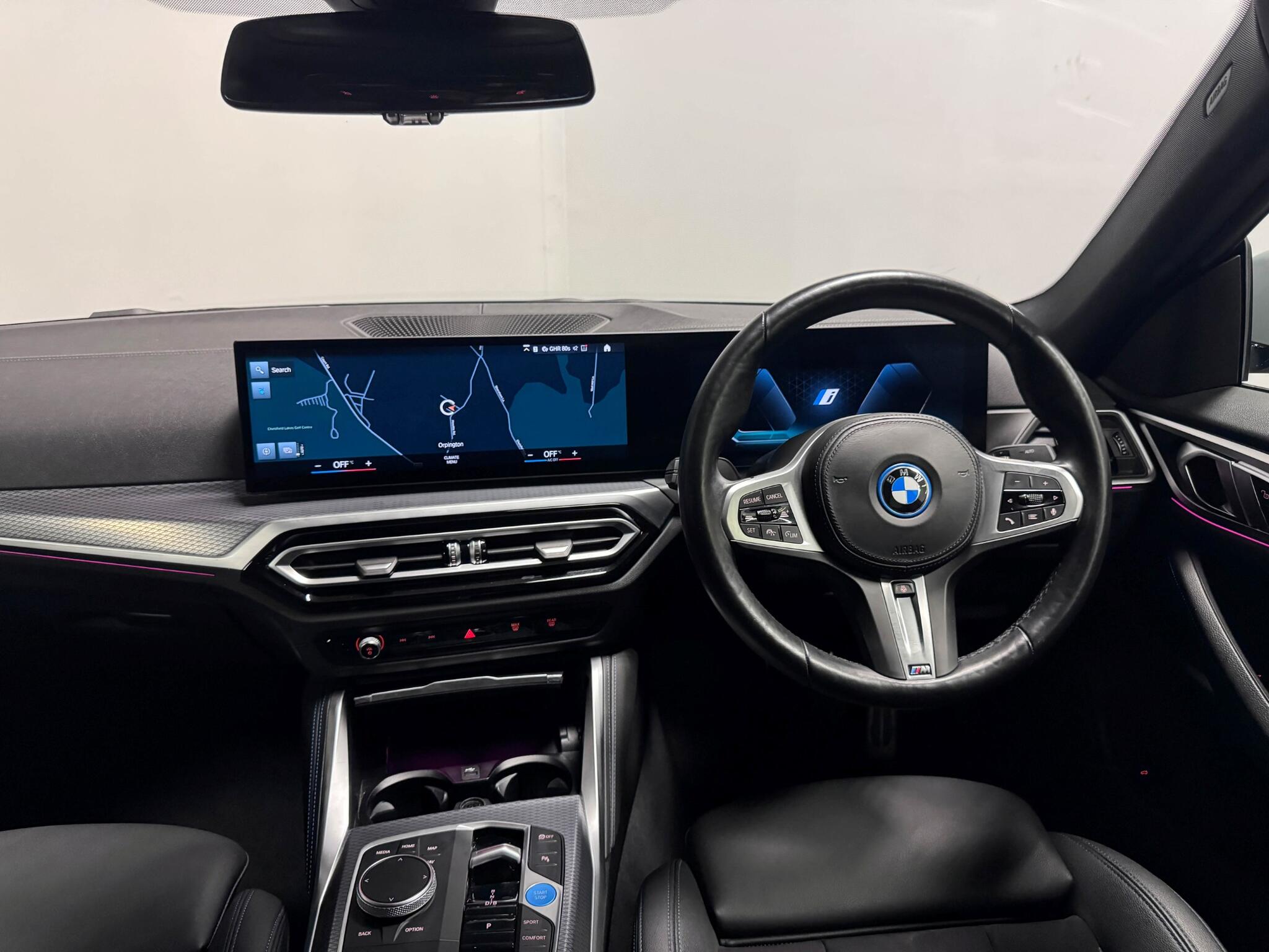 BMW I4 view 32