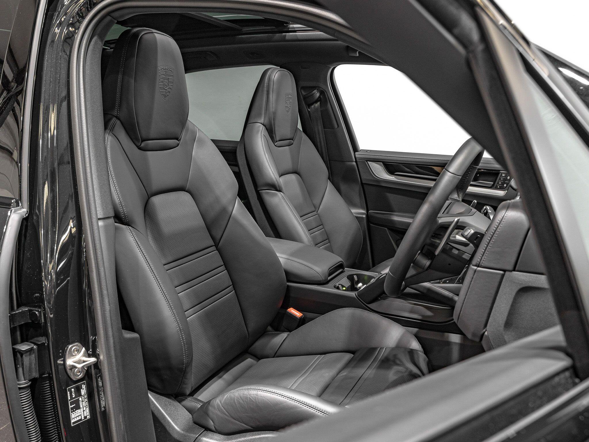 Porsche Cayenne view 2