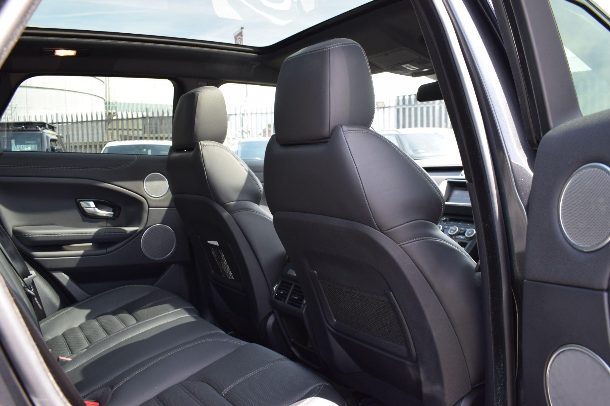 Land Rover Range Rover Evoque view 25