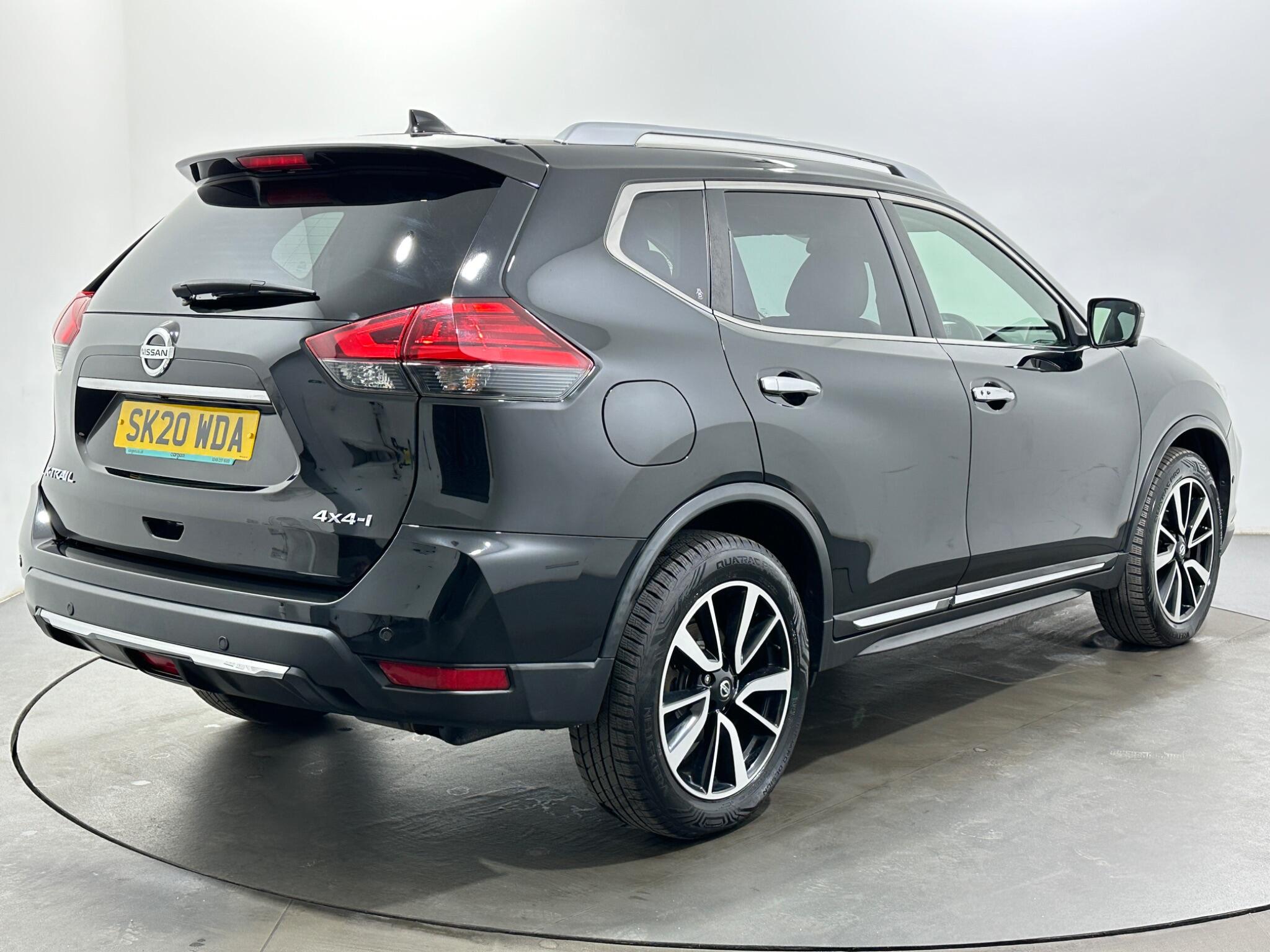 Nissan X-Trail view 8