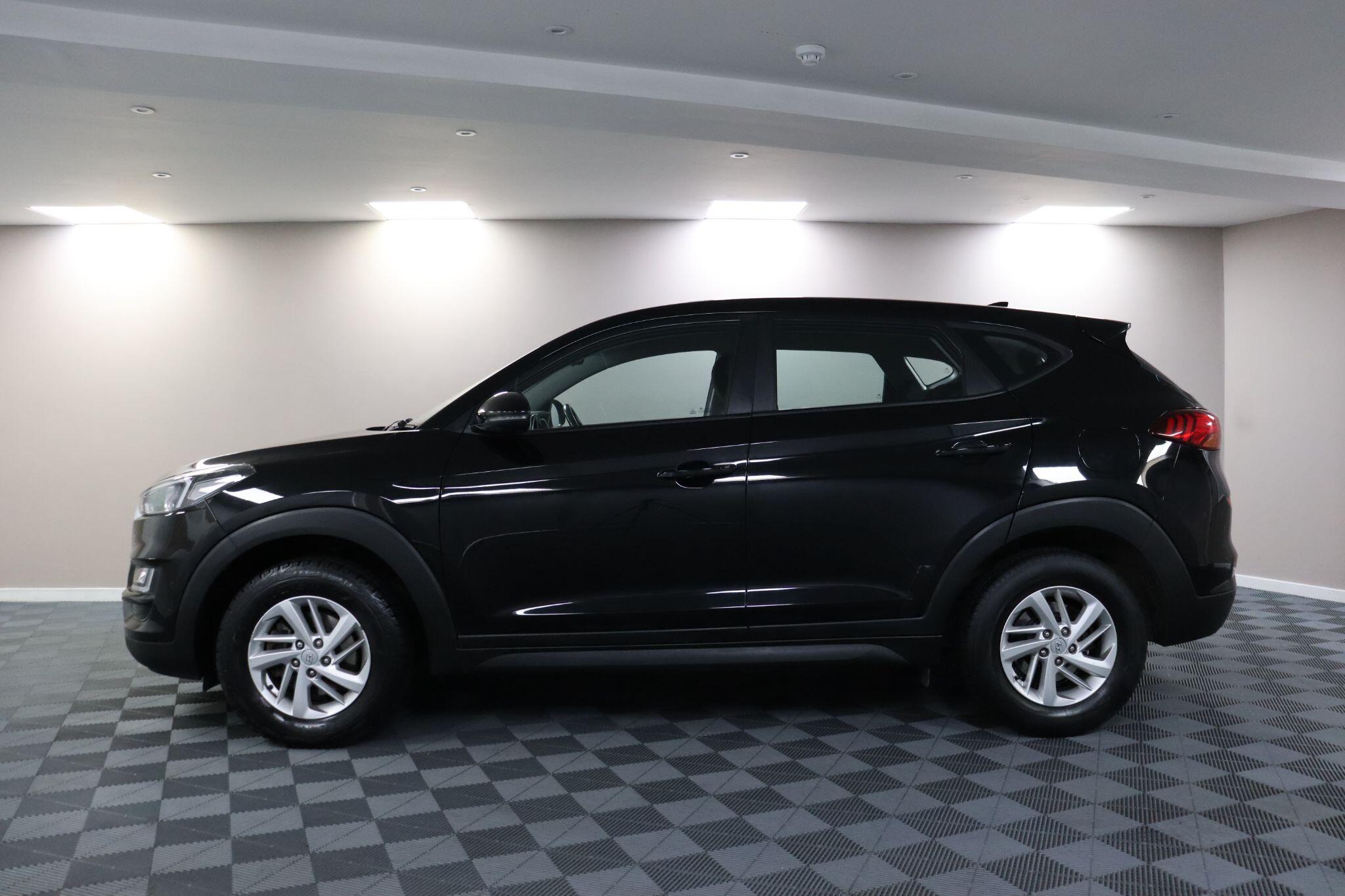 Hyundai Tucson view 18