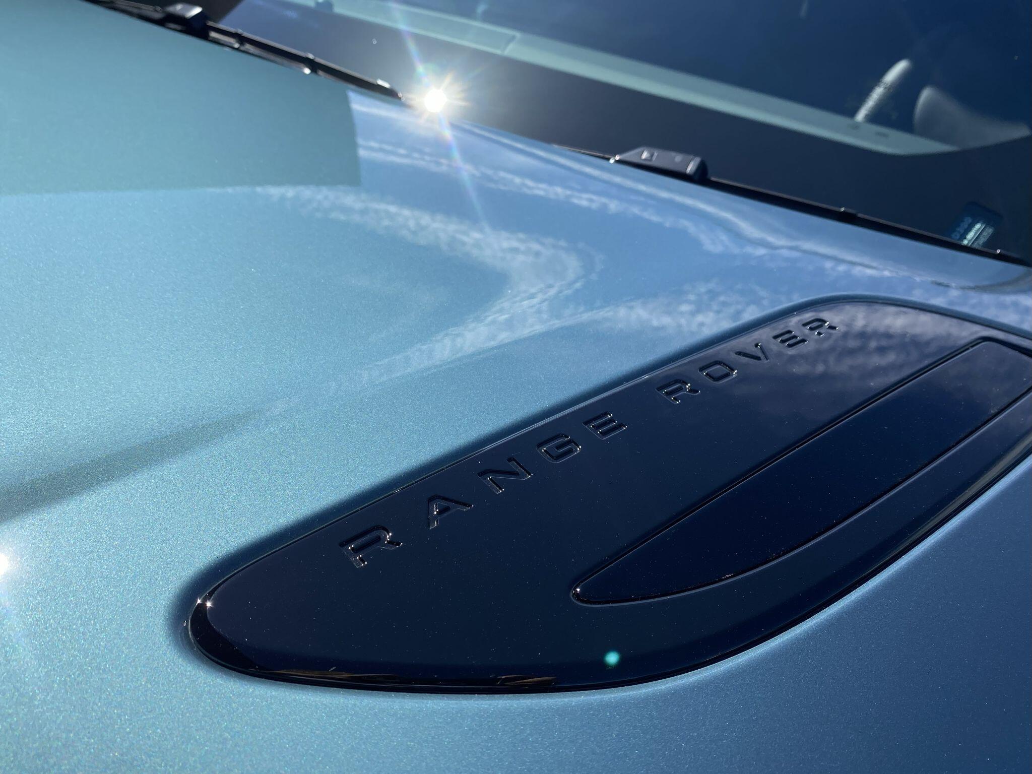 Land Rover Range Rover Velar view 30