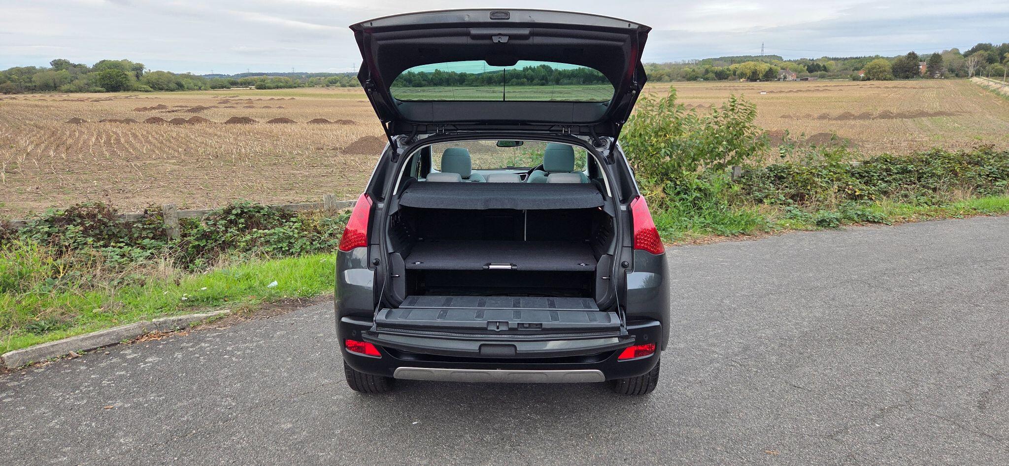Peugeot 3008 view 10