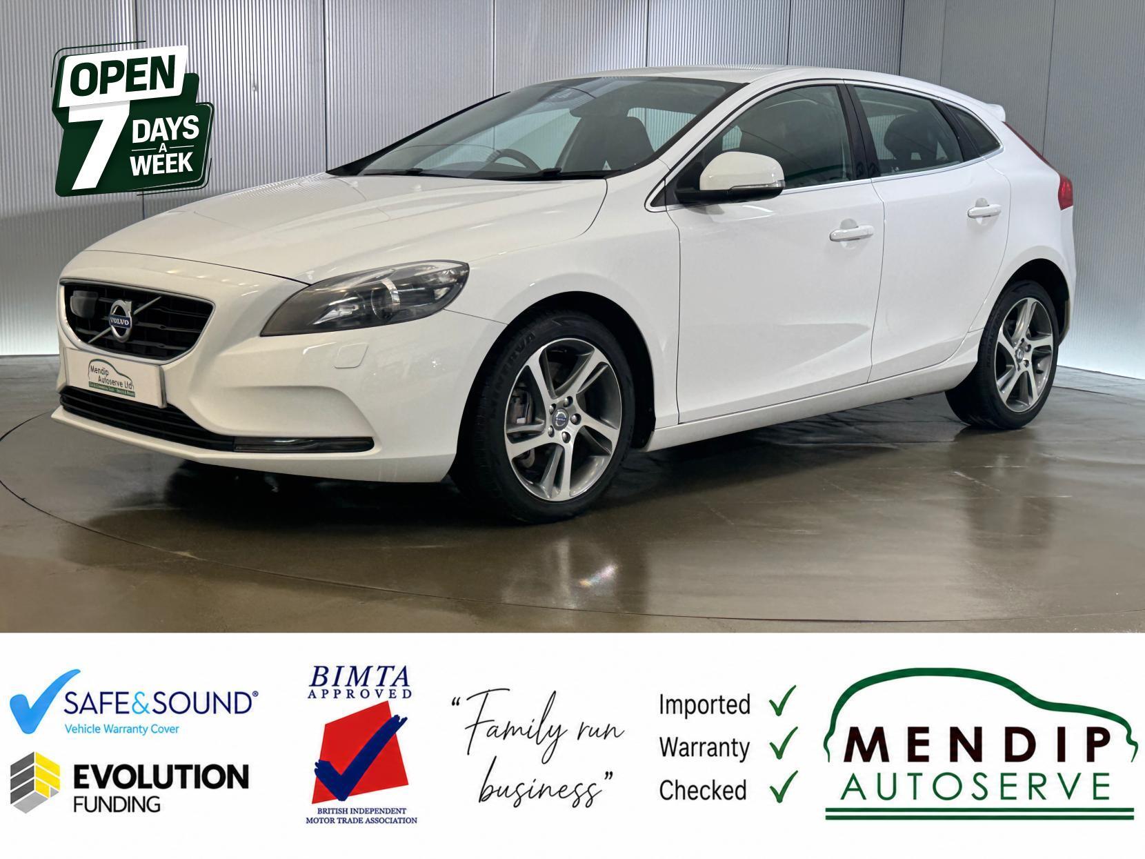 Volvo V40 main image