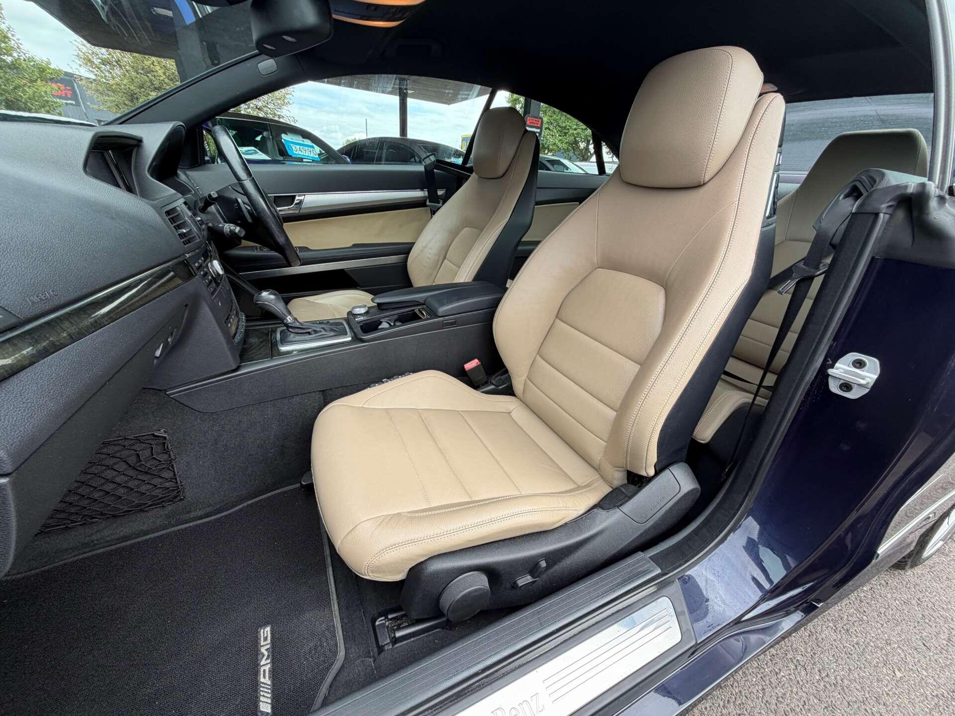 Mercedes-Benz E Class view 4