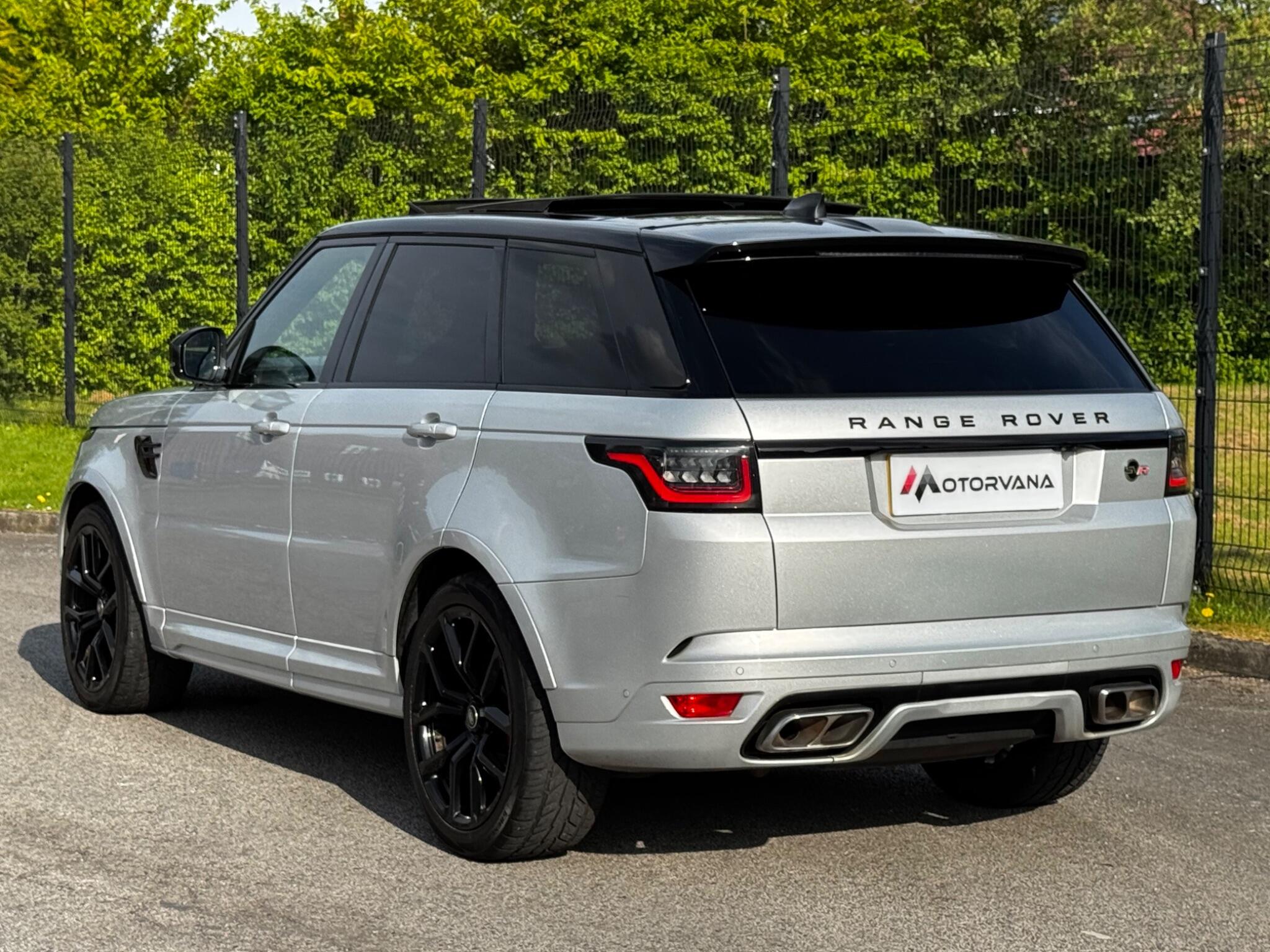 Land Rover Range Rover Sport view 4