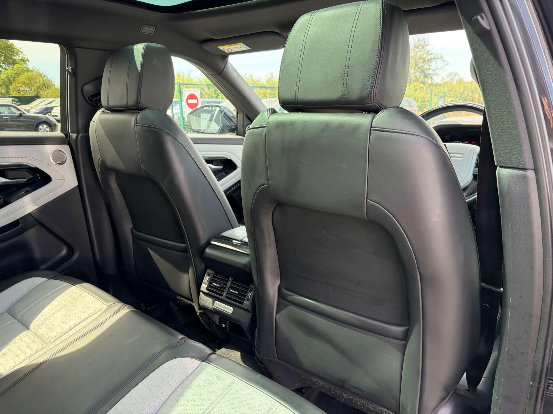 Land Rover Range Rover Evoque view 29