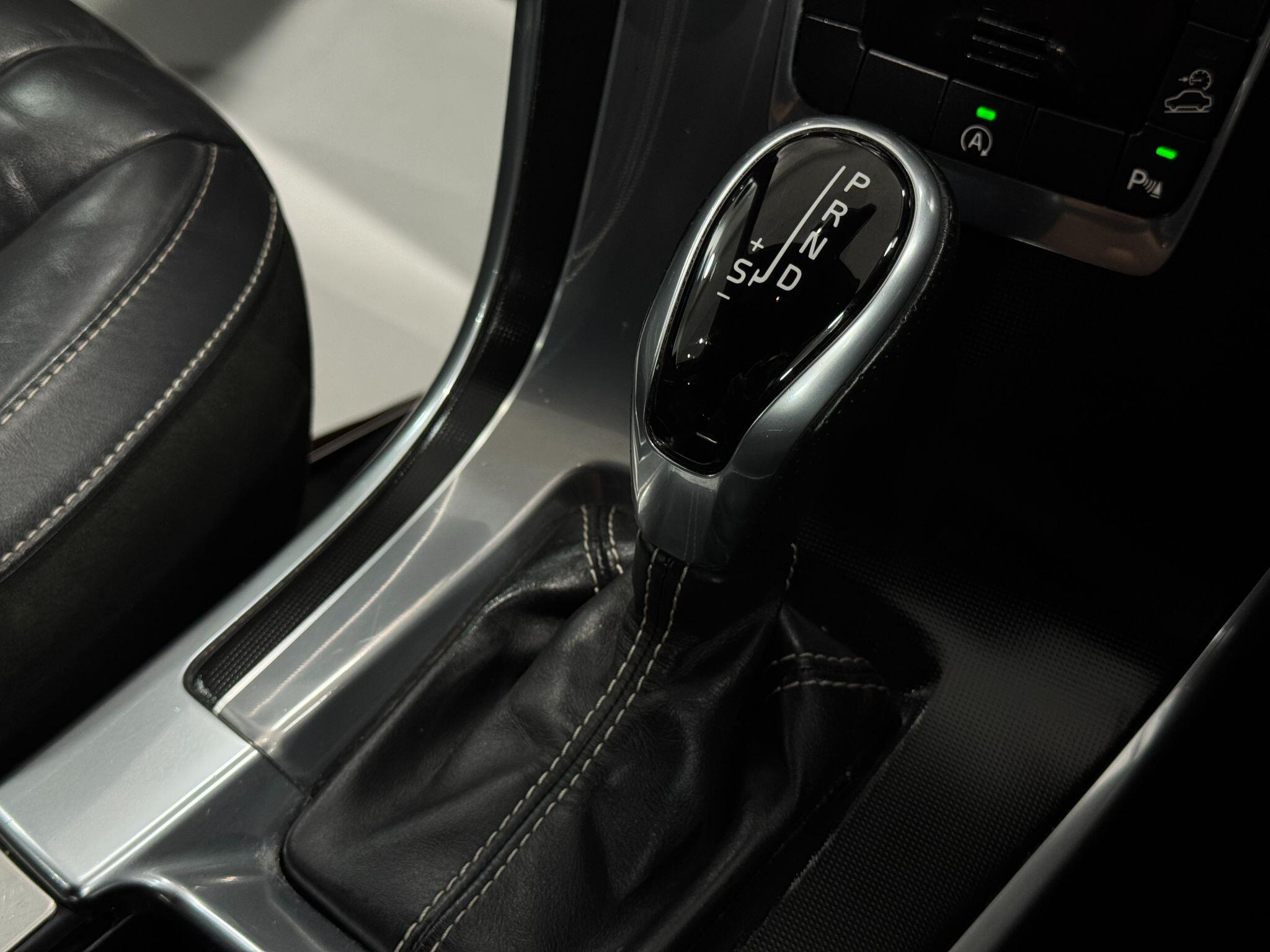 Volvo XC60 view 35
