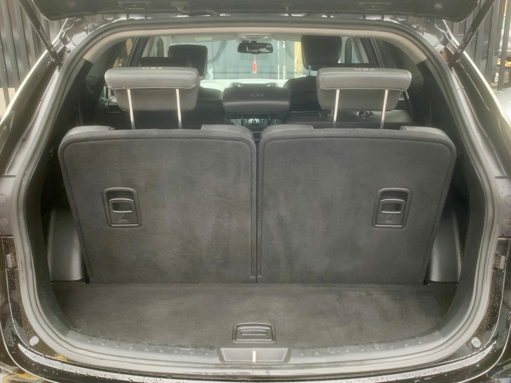 Hyundai Santa Fe view 78