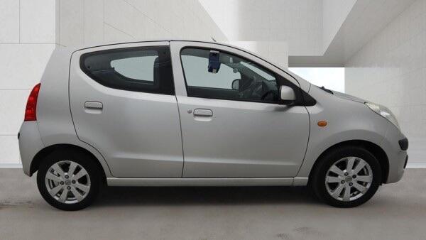 Nissan Pixo view 7