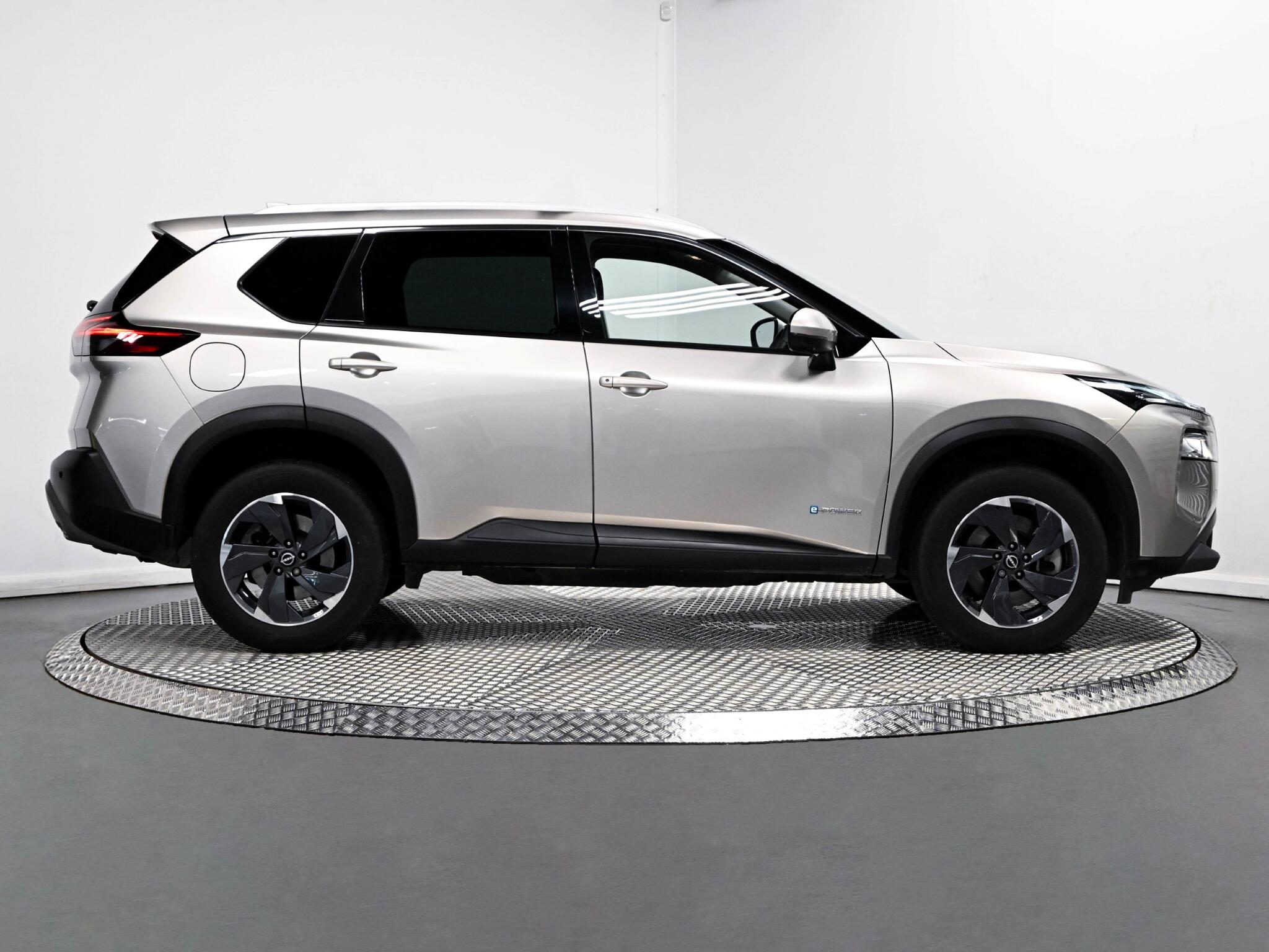 Nissan X-Trail view 40