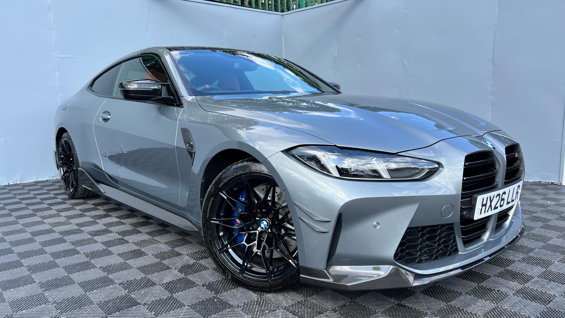 BMW M4 view 24