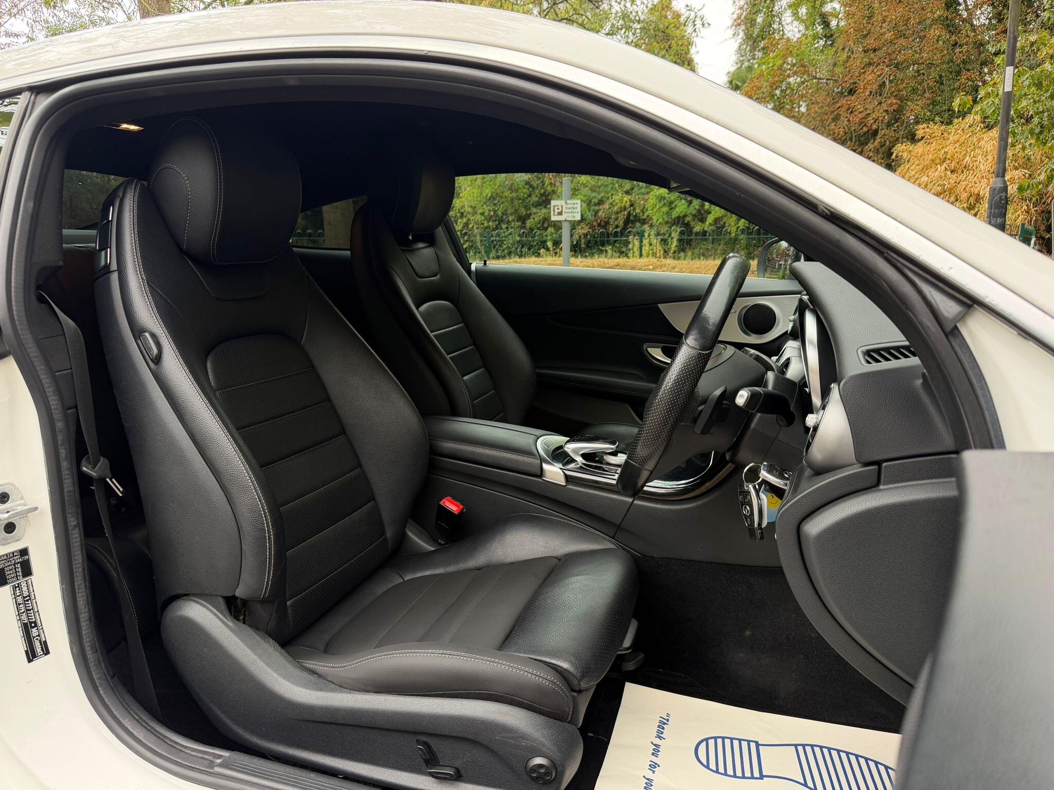 Mercedes-Benz C-Class view 11