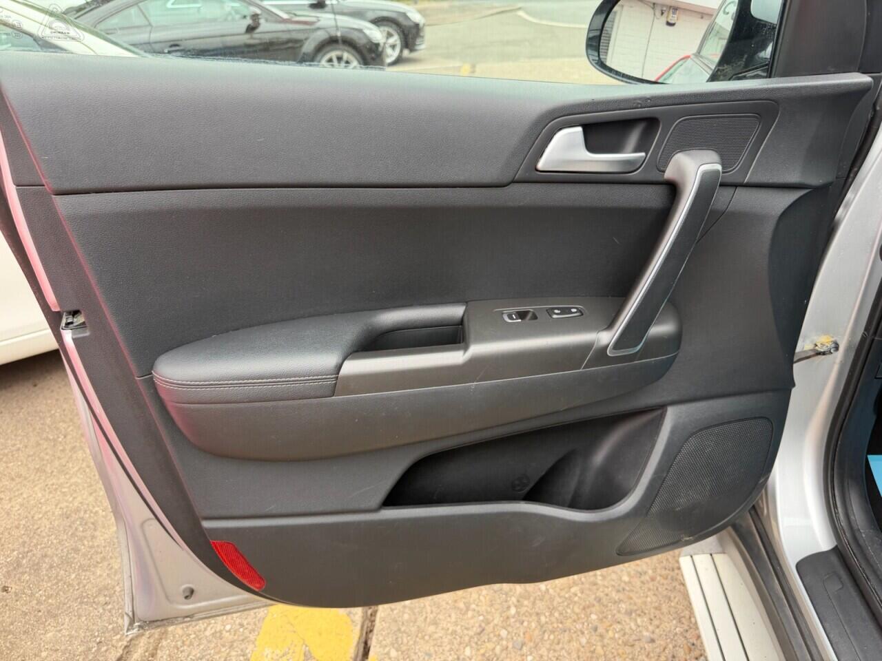 Kia Sportage view 23