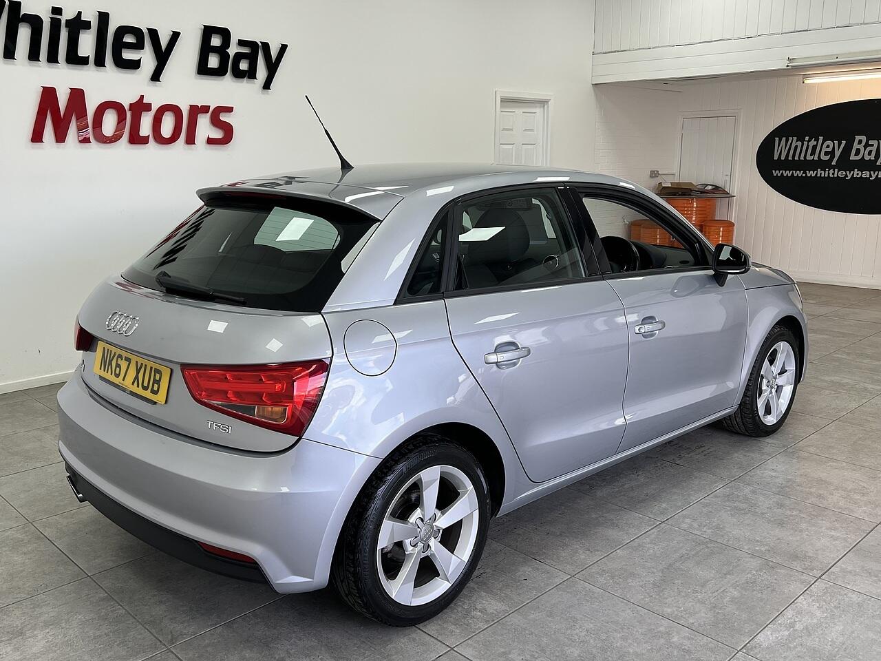 Audi A1 view 3
