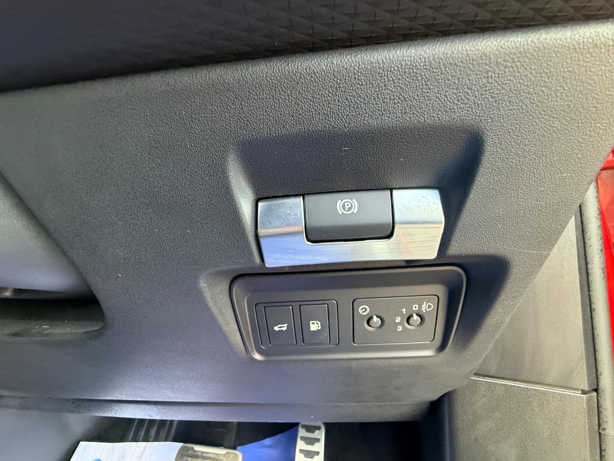 Land Rover Range Rover Evoque view 29
