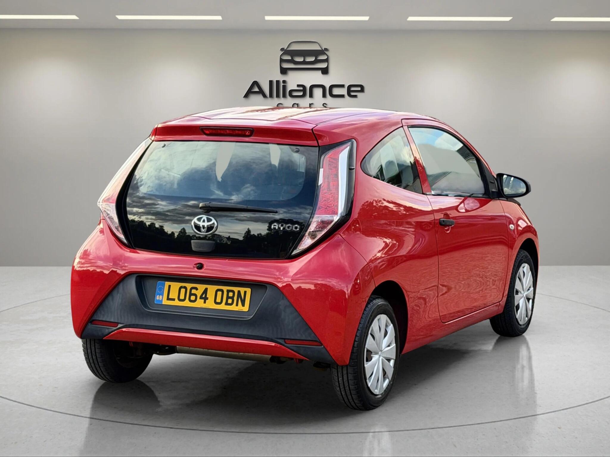 Toyota Aygo view 16