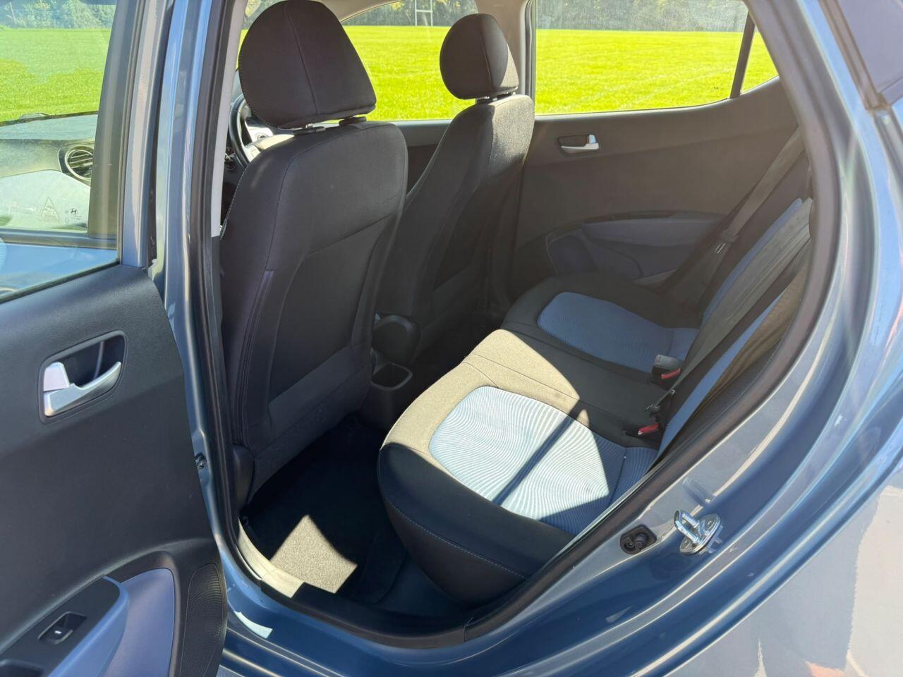 Hyundai I10 view 35