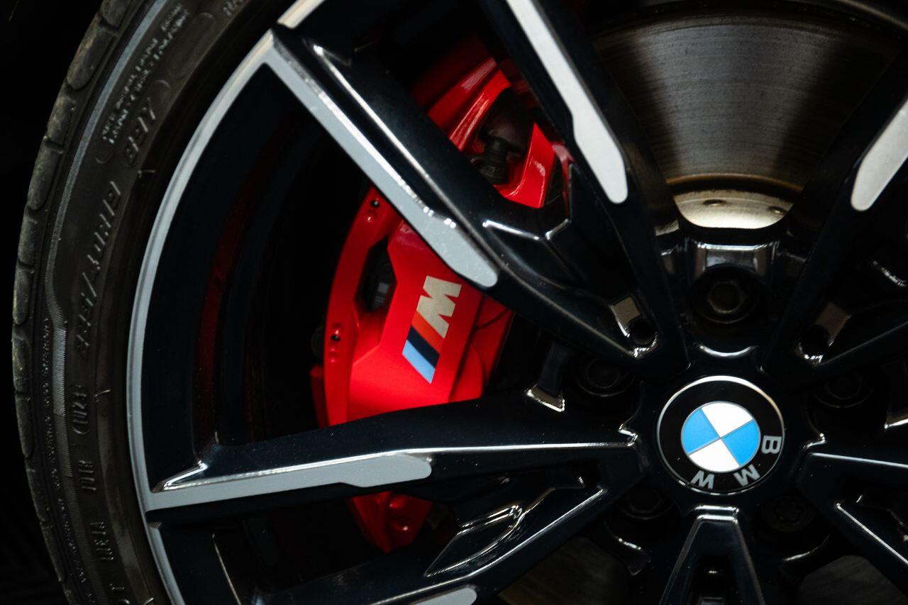BMW 3 Series view 11