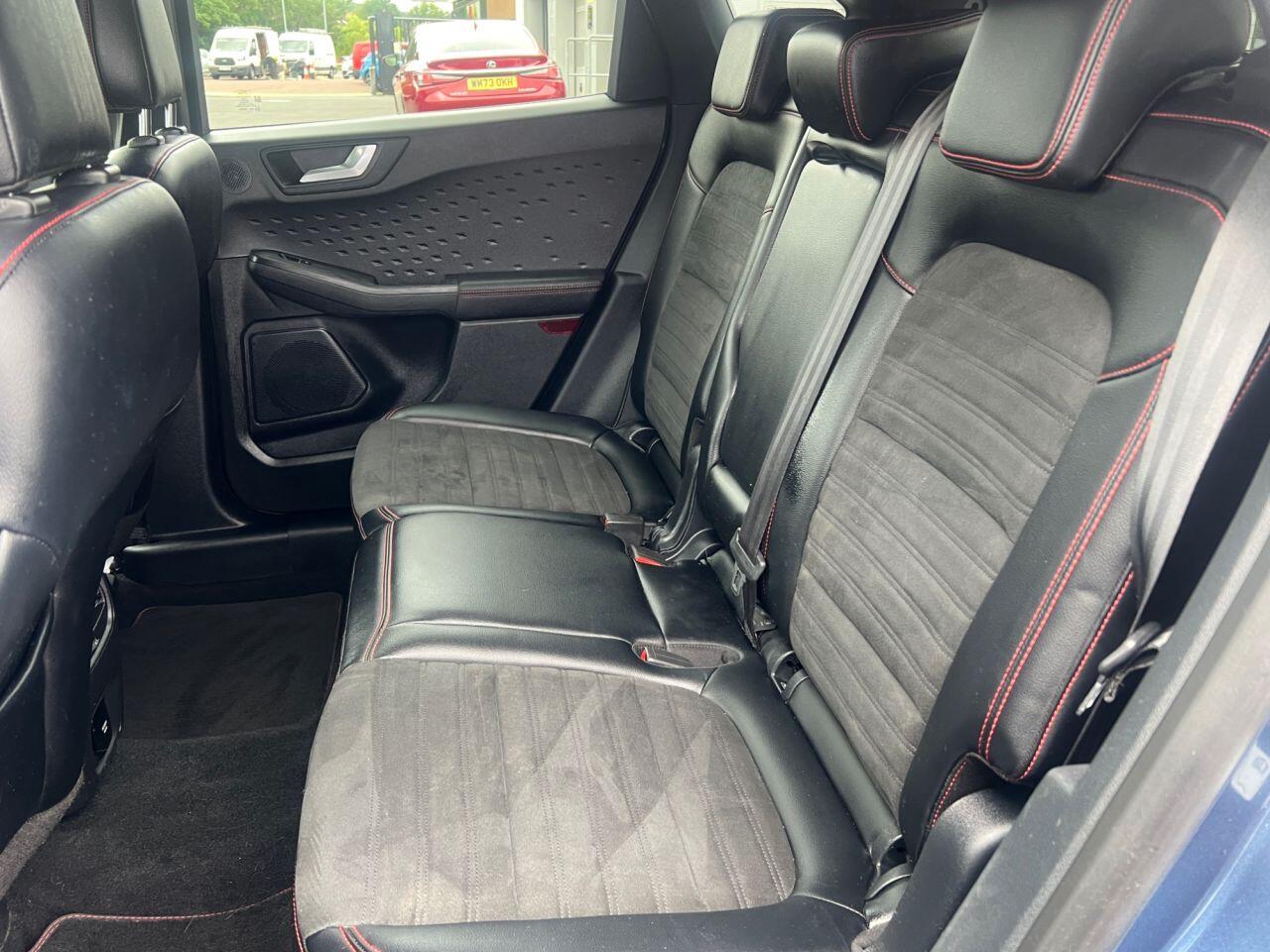 Ford Kuga view 10