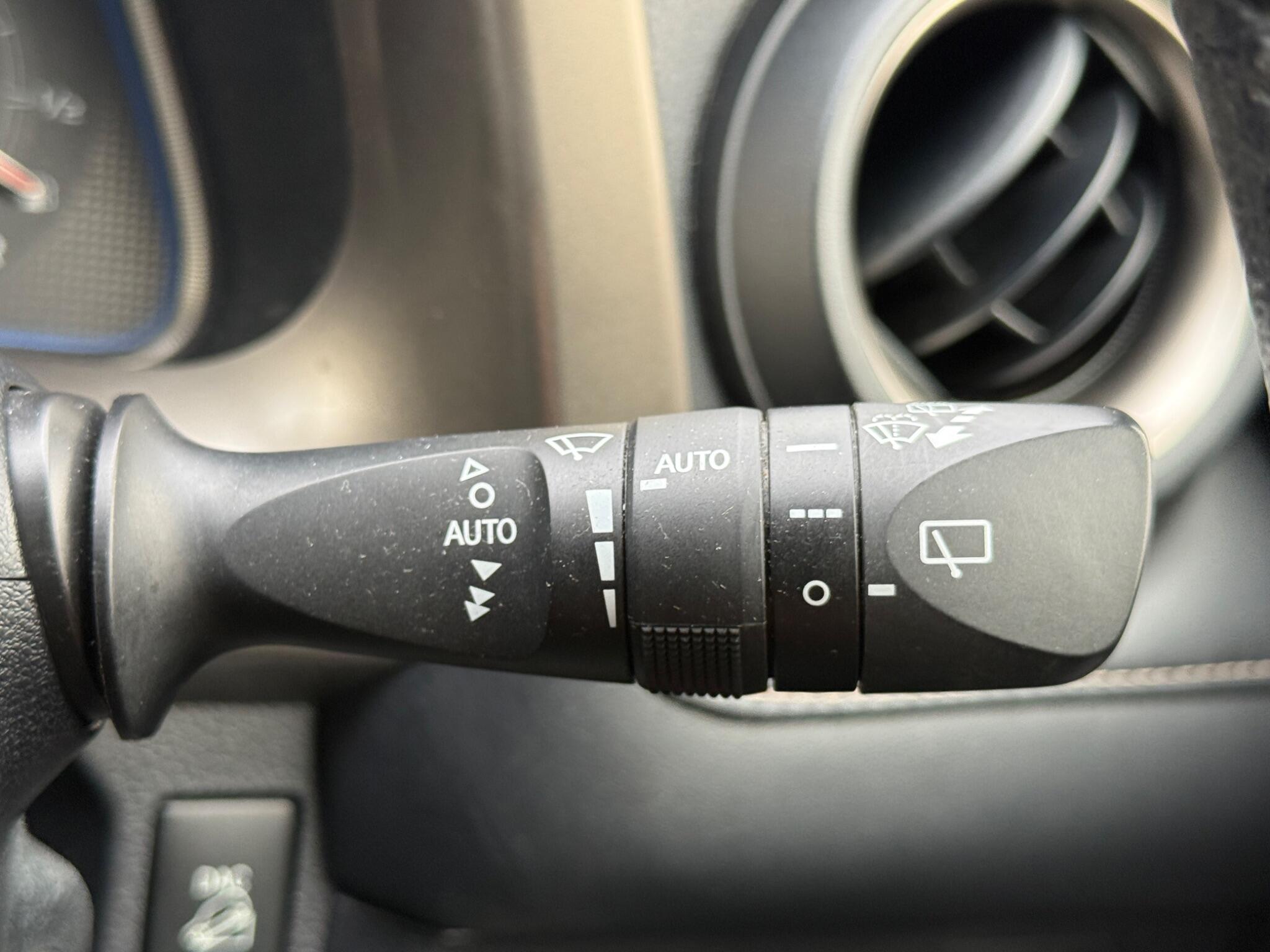 Toyota RAV4 - Image 74