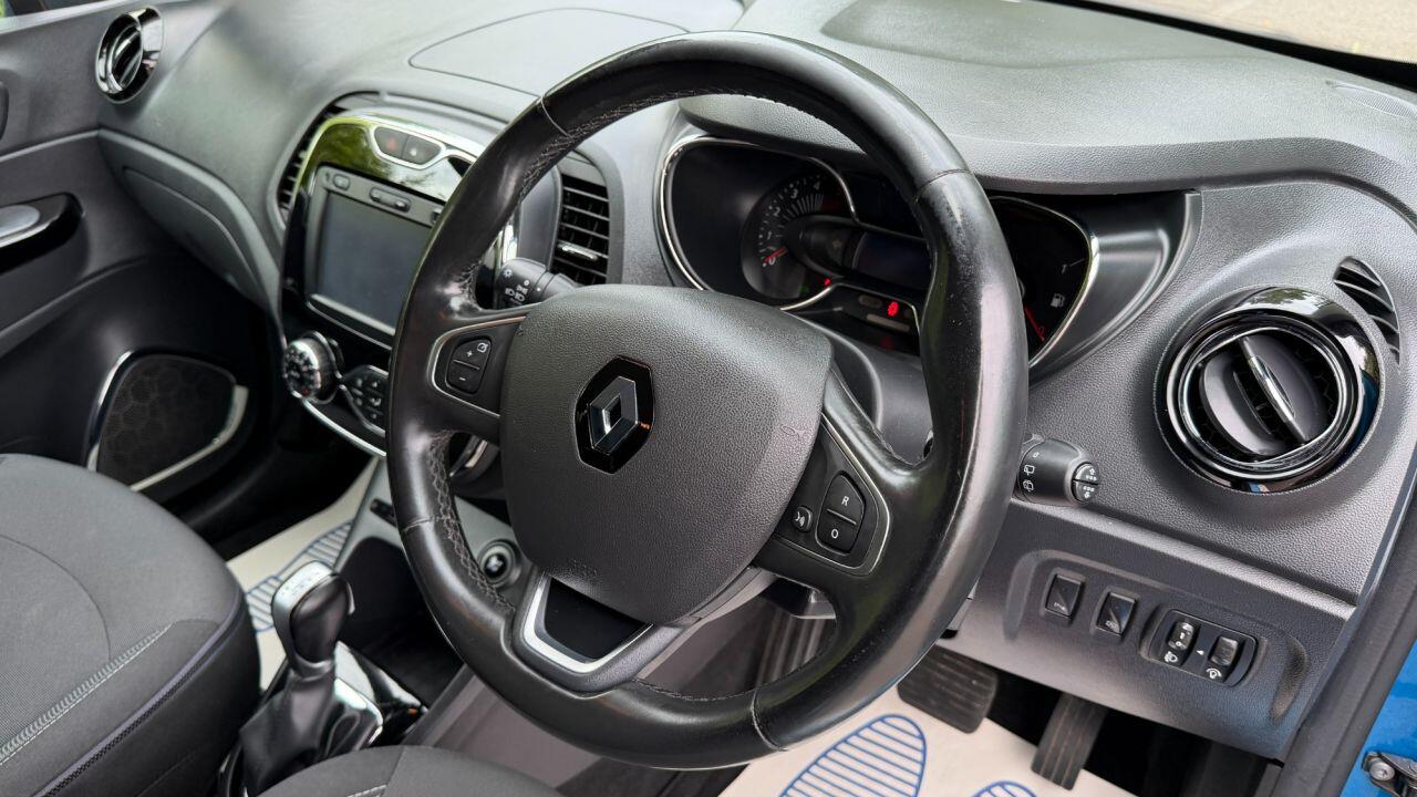 Renault Captur view 15